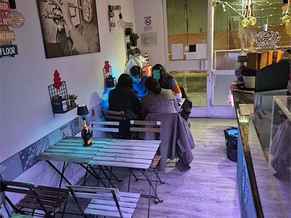 negozio in vendita a Novara in zona Centro Città