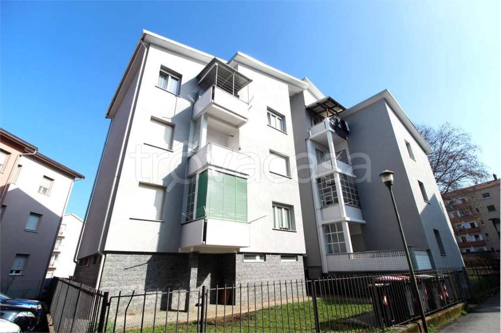 appartamento in vendita a Novara in zona zona Bicocca