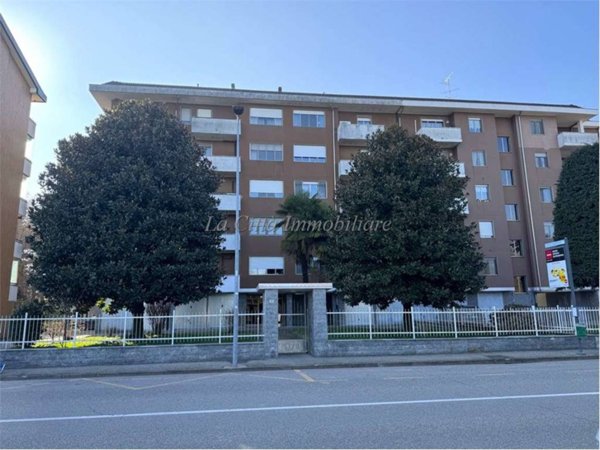 appartamento in vendita a Novara in zona Veveri