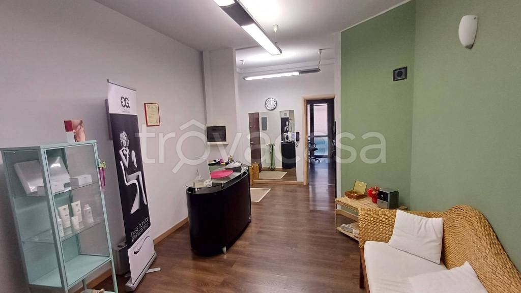 quadrivano in vendita a Novara in zona zona Sacro Cuore