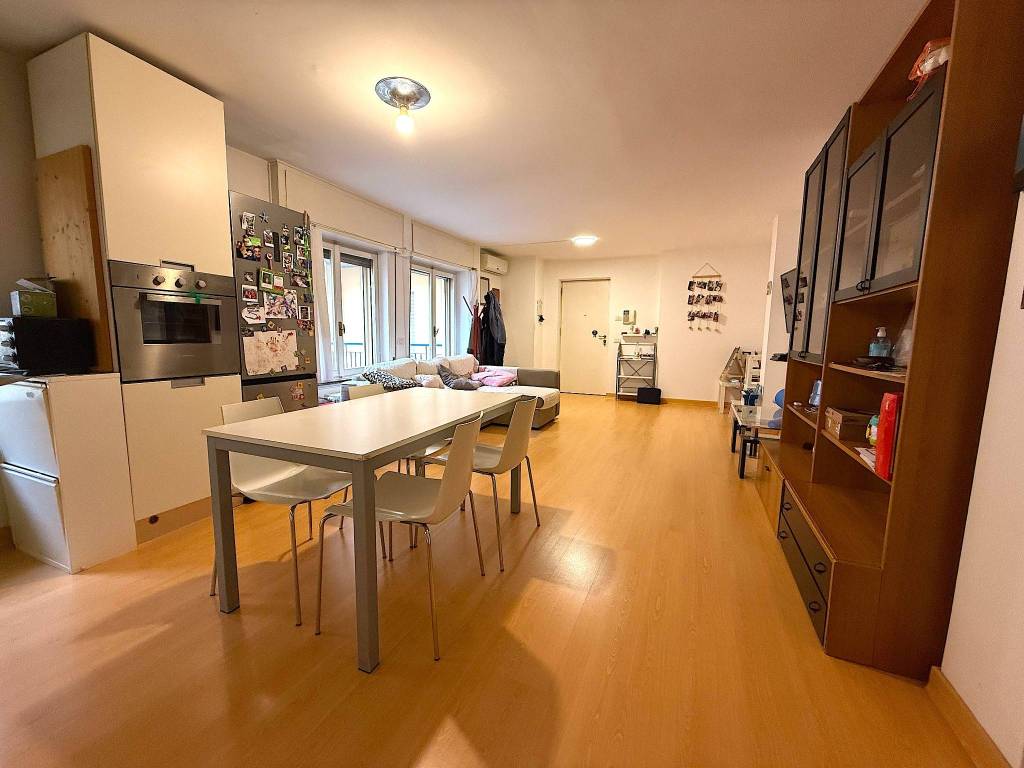 appartamento in vendita a Novara in zona Centro Città