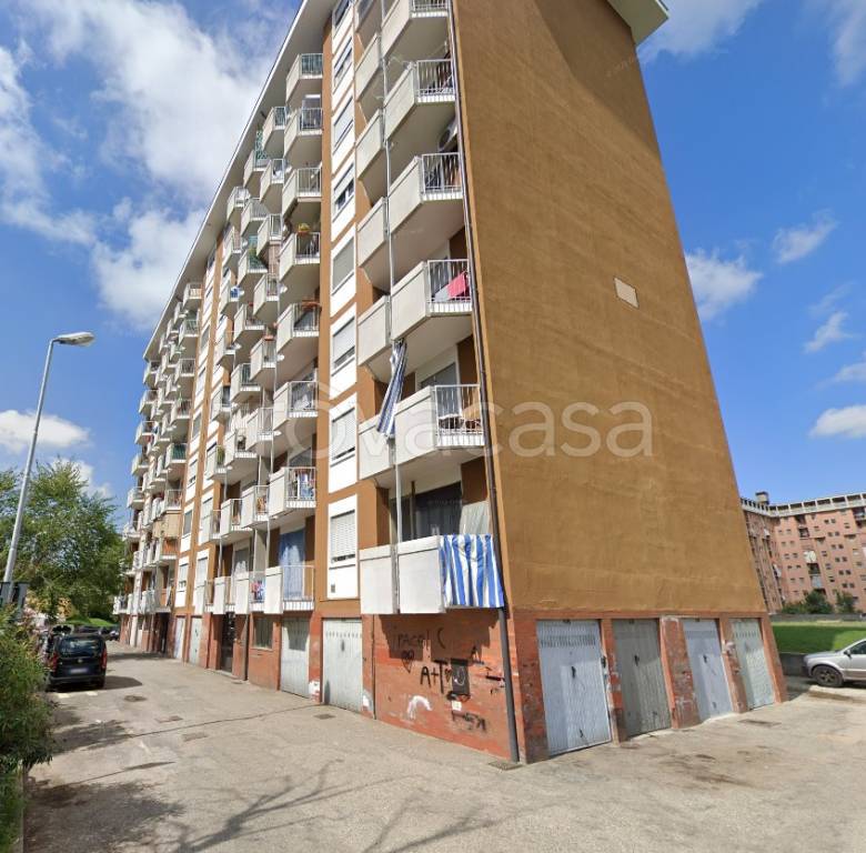 appartamento in vendita a Novara in zona zona Cittadella - Villaggio Dalmazia