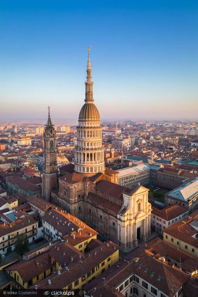 terreno edificabile in vendita a Novara in zona zona Agogna - San Paolo