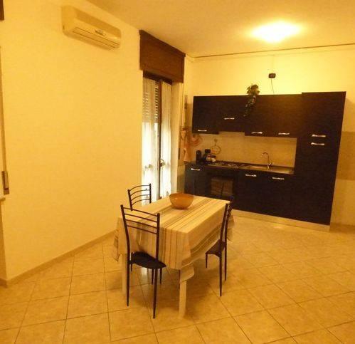 appartamento in vendita a Novara in zona Veveri