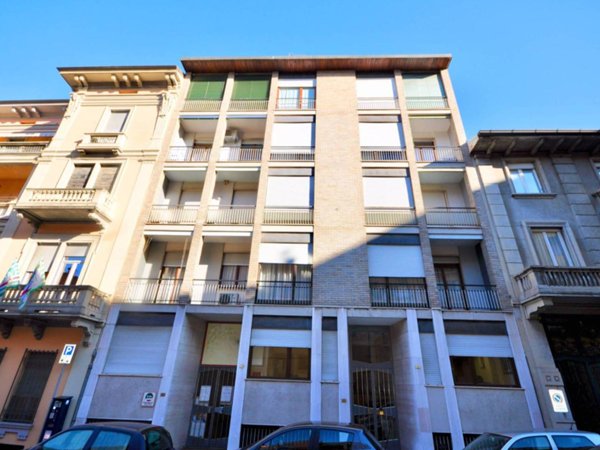 appartamento in vendita a Novara in zona Centro Città