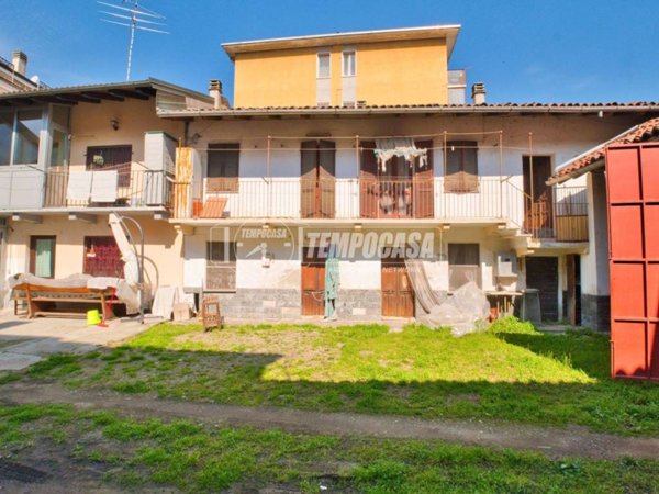casa indipendente in vendita a Novara in zona zona Sant'Andrea - San Rocco