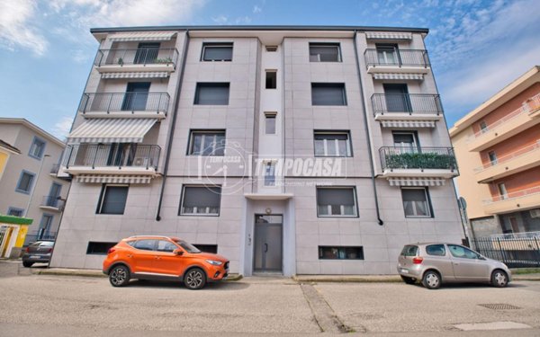 appartamento in vendita a Novara in zona Zona Santa Rita
