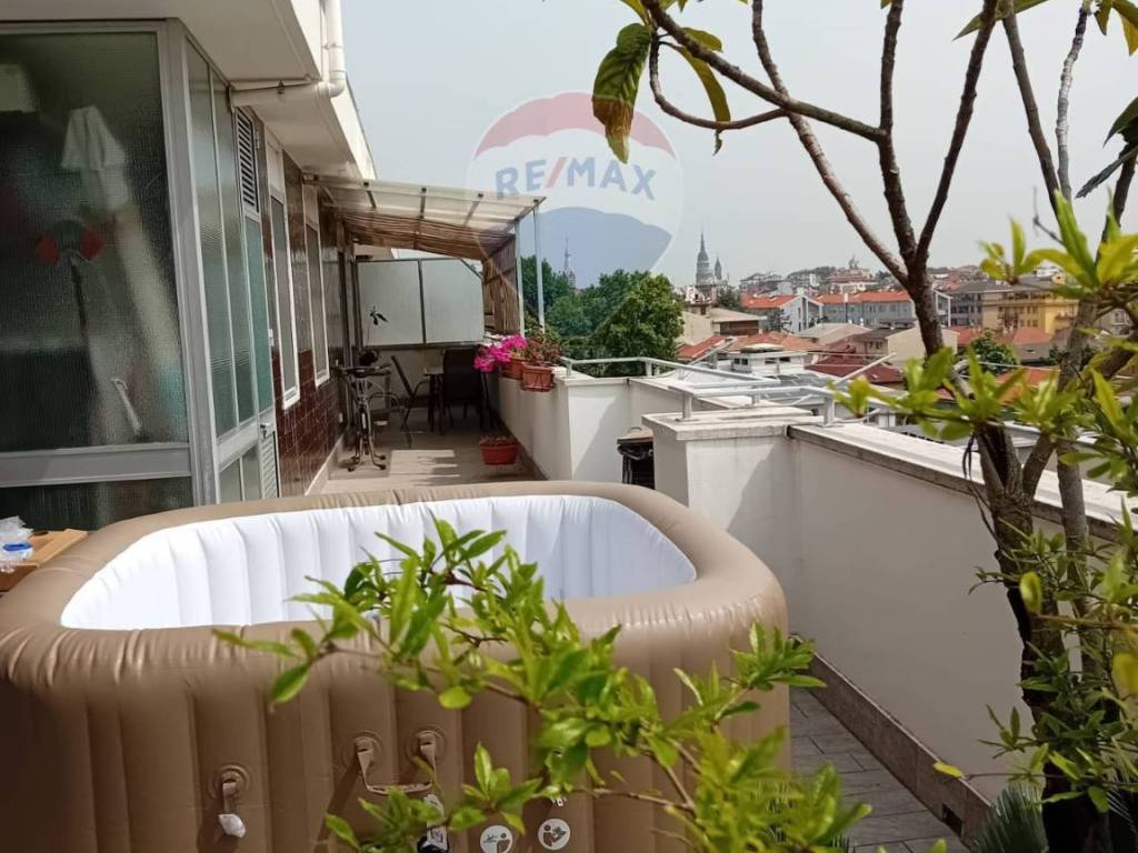 appartamento in vendita a Novara in zona zona Agogna - San Paolo