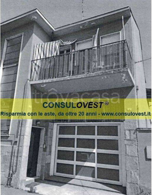 appartamento in vendita a Novara in zona zona San Martino