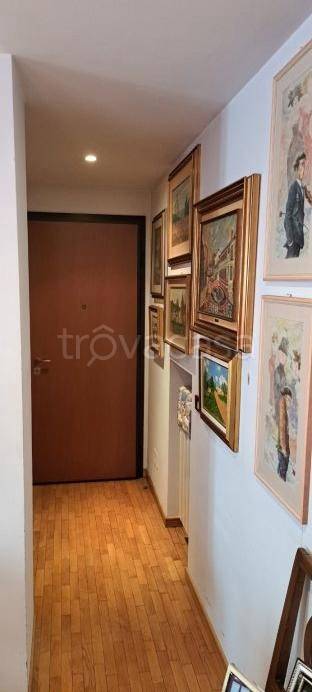 appartamento in vendita a Novara in zona Centro Città