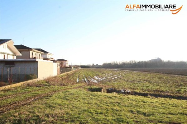 terreno agricolo in vendita a Novara in zona Vignale