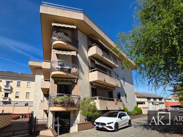 appartamento in vendita a Novara in zona zona San Martino