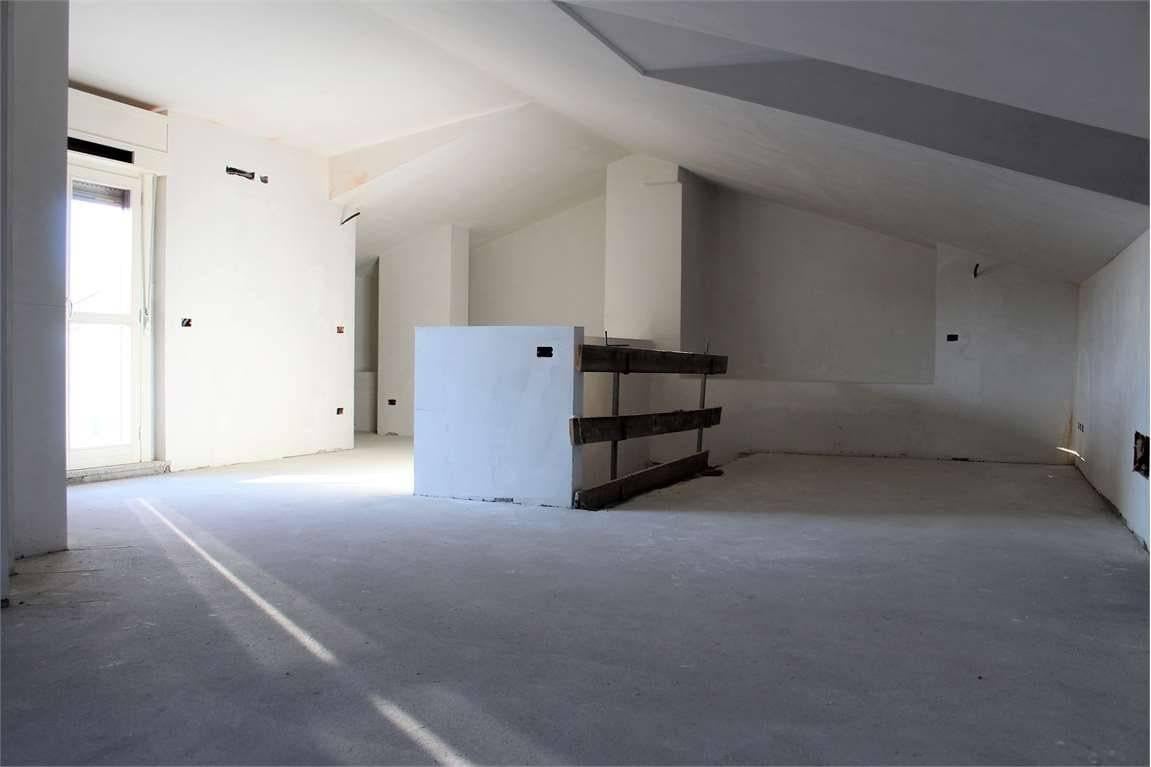 appartamento in vendita a Novara in zona zona San Martino