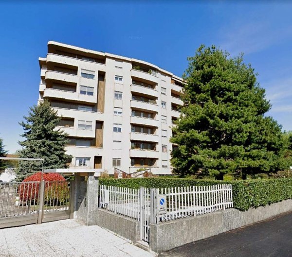 appartamento in vendita a Novara in zona Zona Santa Rita