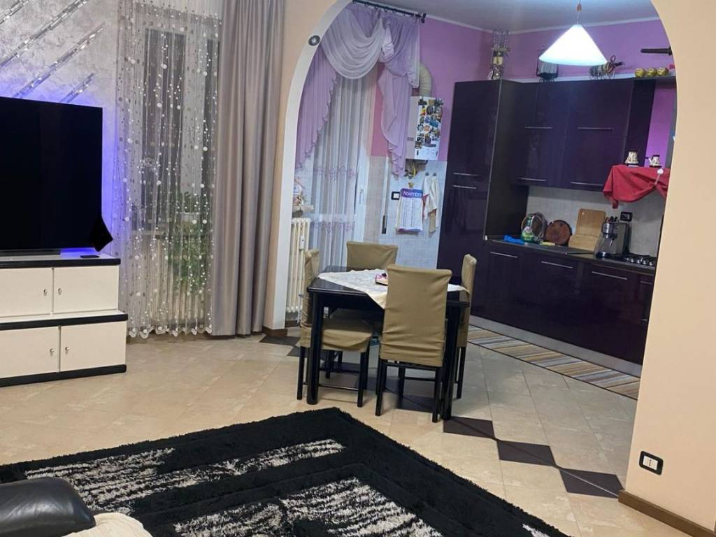 appartamento in vendita a Novara in zona zona Sacro Cuore