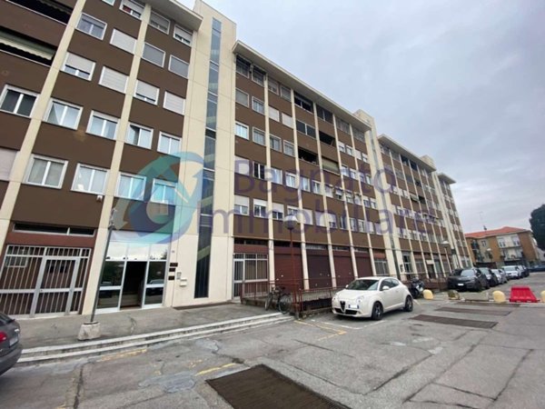 ufficio in vendita a Novara in zona zona Agogna - San Paolo