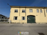 appartamento in vendita a Novara in zona Veveri