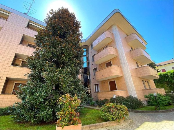 appartamento in vendita a Novara in zona zona San Martino