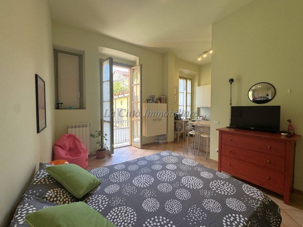 appartamento in vendita a Novara in zona Centro Città