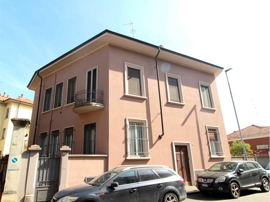 appartamento in vendita a Novara in zona zona Porta Mortara