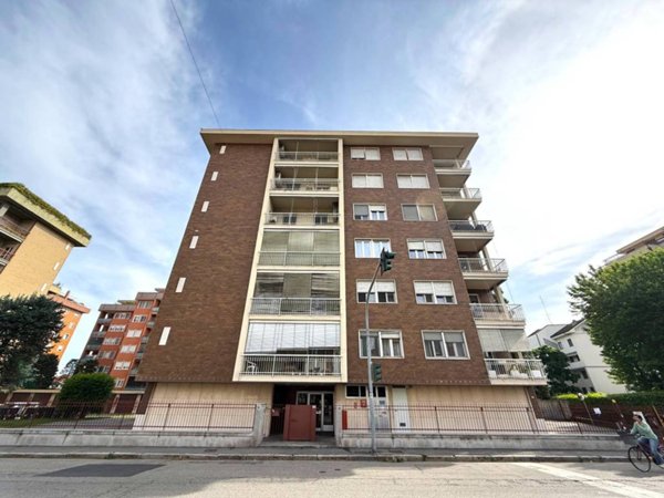 appartamento in vendita a Novara in zona zona Cittadella - Villaggio Dalmazia