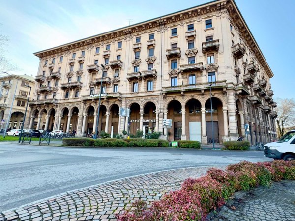 appartamento in vendita a Novara in zona Centro Città