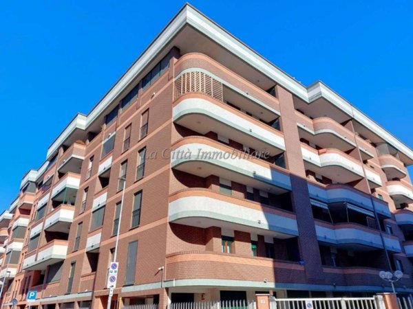 appartamento in vendita a Novara in zona Centro Città