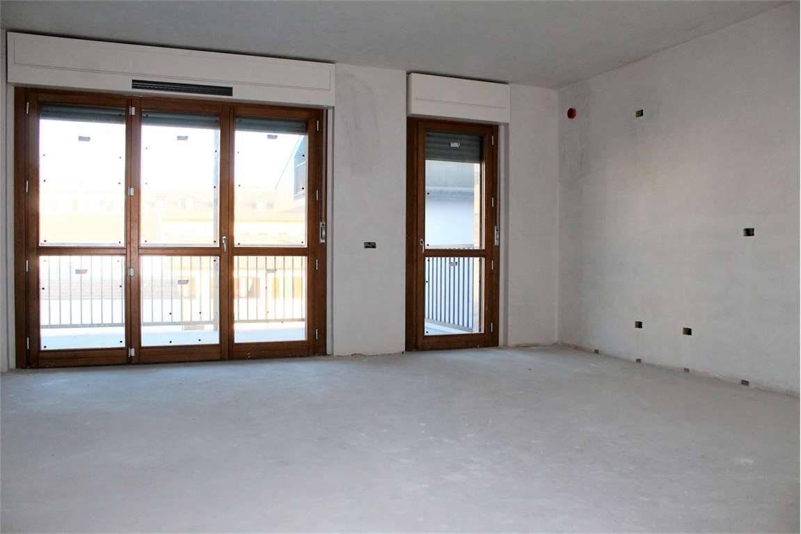 appartamento in vendita a Novara in zona zona San Martino