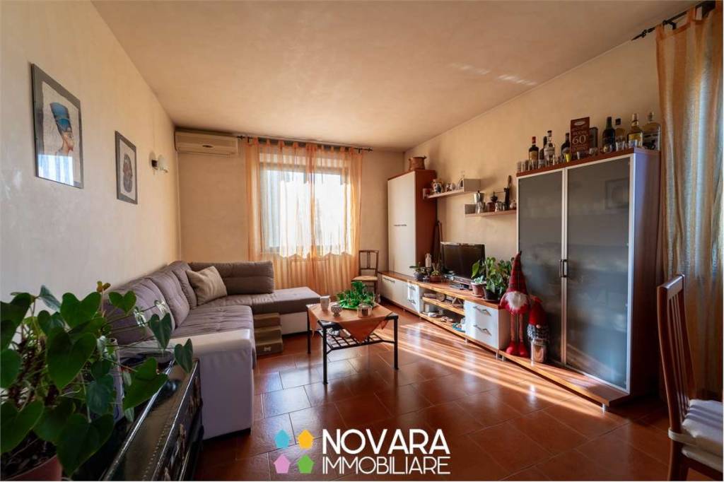 appartamento in vendita a Novara in zona zona Cittadella - Villaggio Dalmazia