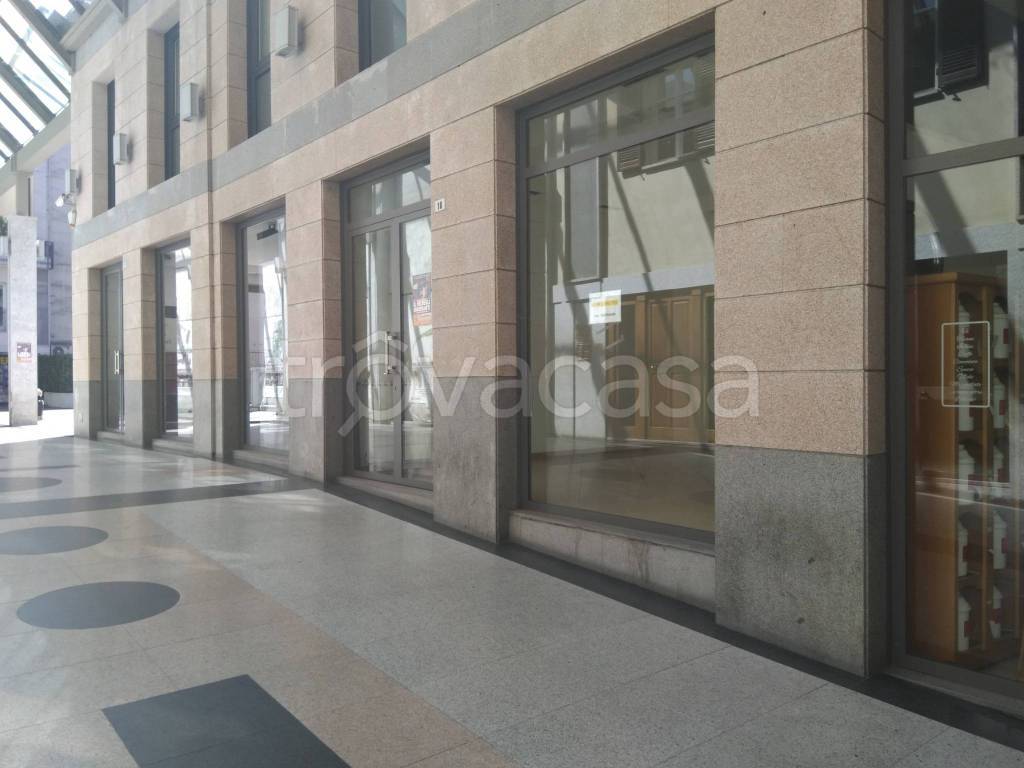 monolocale in vendita a Novara in zona Centro Città