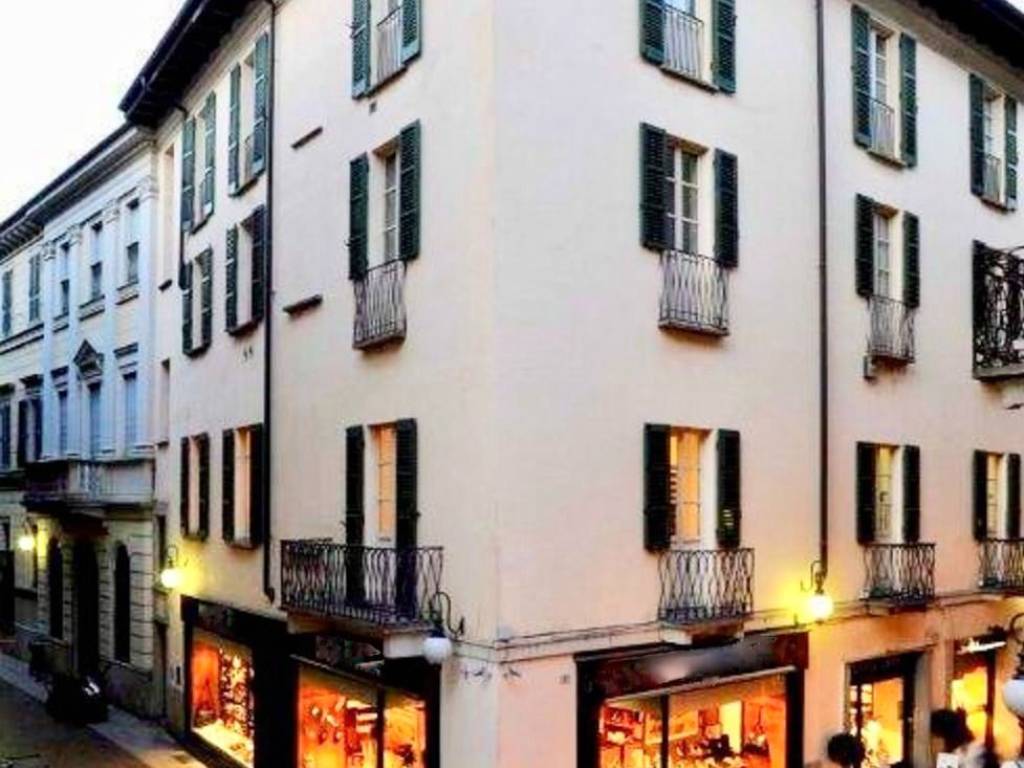 quadrivano in vendita a Novara in zona Centro Città