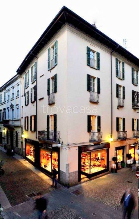 quadrivano in vendita a Novara in zona Centro Città