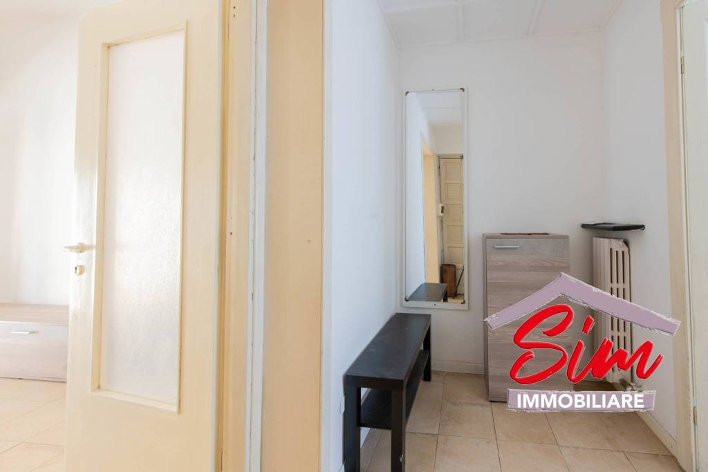 appartamento in vendita a Novara in zona Centro Città