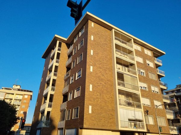 appartamento in vendita a Novara in zona zona Cittadella - Villaggio Dalmazia