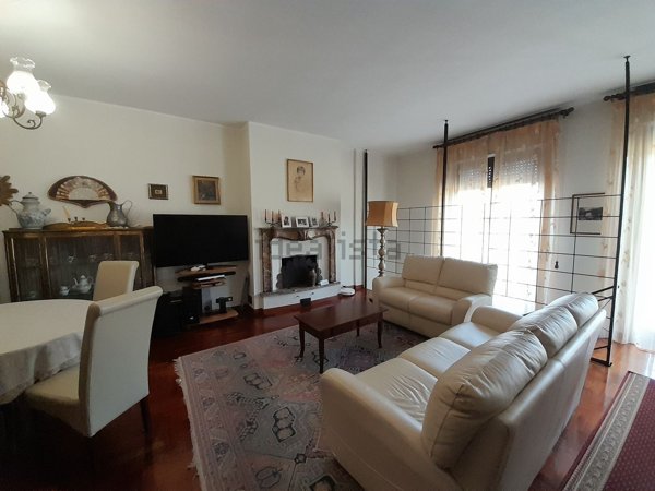 appartamento in vendita a Novara in zona Centro Città