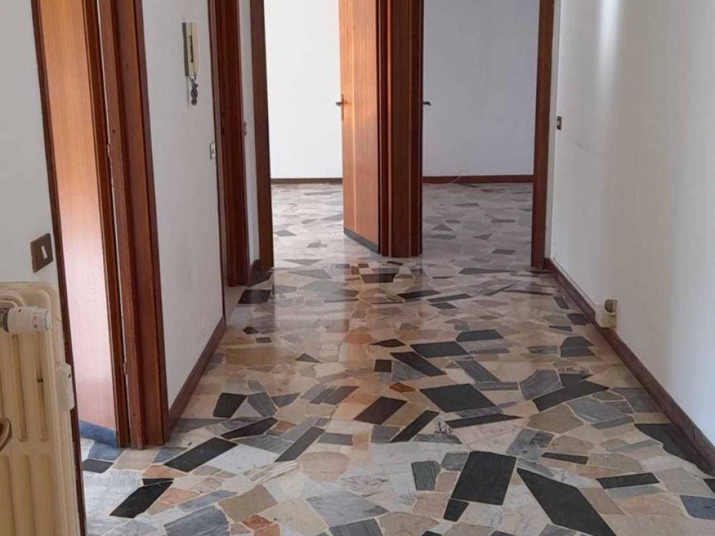 appartamento in vendita a Novara in zona zona Agogna - San Paolo