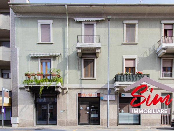 negozio in vendita a Novara in zona zona Agogna - San Paolo