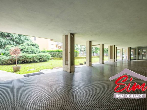 appartamento in vendita a Novara in zona Zona Santa Rita