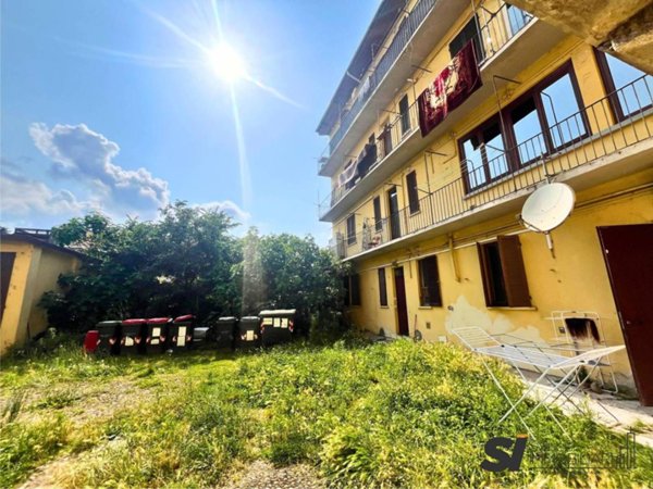 appartamento in vendita a Novara in zona Veveri