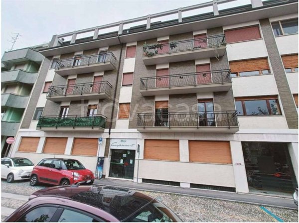 appartamento in vendita a Novara in zona Centro Città