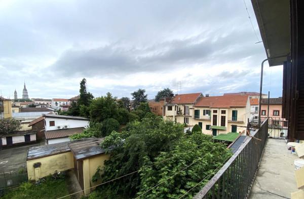 appartamento in vendita a Novara in zona zona Sant'Andrea - San Rocco