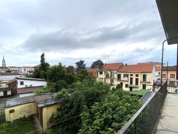 appartamento in vendita a Novara in zona zona Sant'Andrea - San Rocco