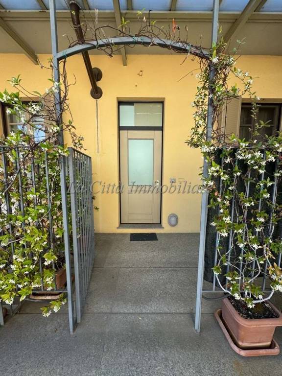 appartamento in vendita a Novara in zona zona Sacro Cuore