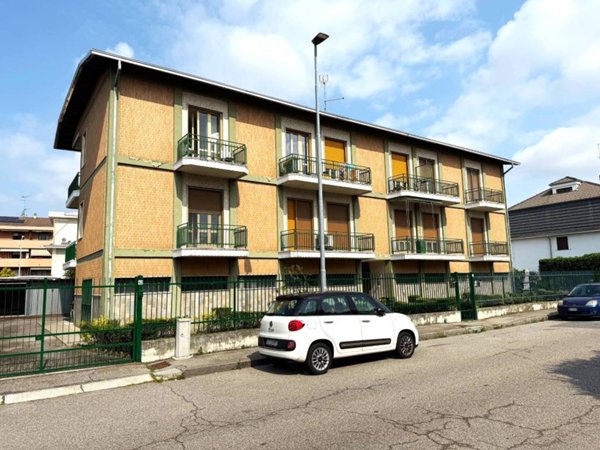 appartamento in vendita a Novara in zona zona Cittadella - Villaggio Dalmazia