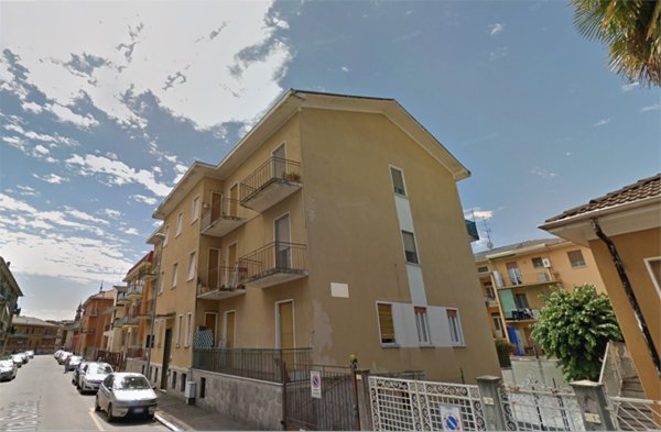 appartamento in vendita a Novara in zona Zona Santa Rita