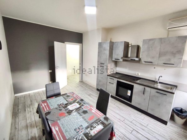 appartamento in vendita a Novara in zona Centro Città
