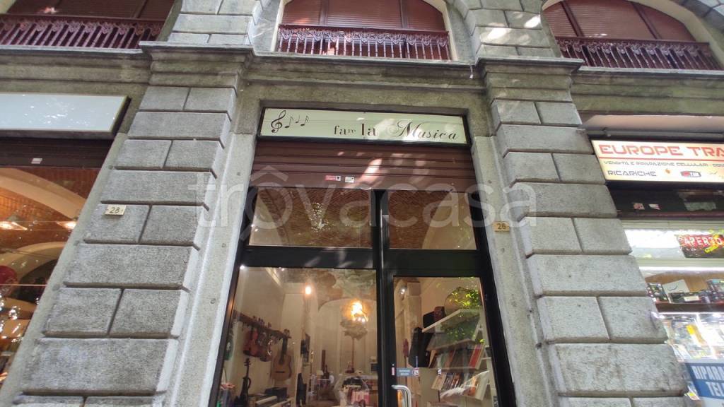 negozio in vendita a Novara