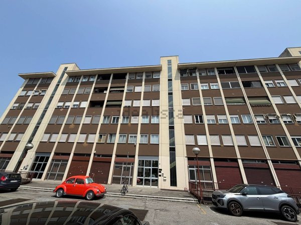appartamento in vendita a Novara in zona Centro Città