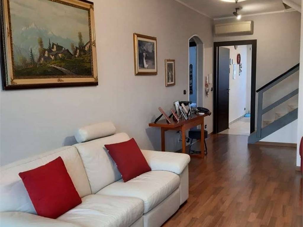 appartamento in vendita a Novara in zona zona Cittadella - Villaggio Dalmazia