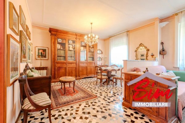 appartamento in vendita a Novara in zona Centro Città